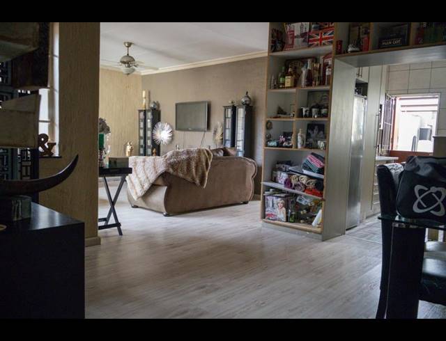 3 BEDROOM SIMPLEX FOR SALE IN DELVILLE